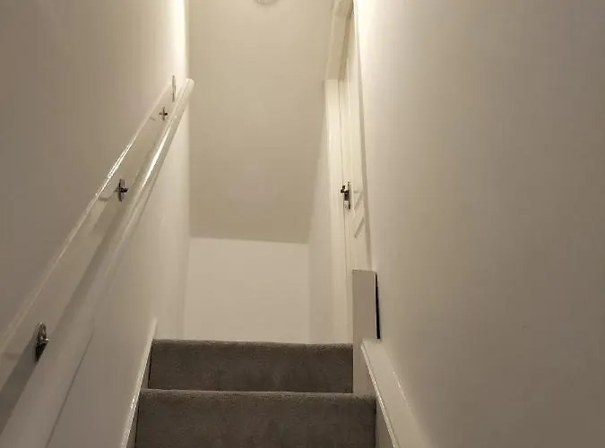 Nhyl Homes 度假居