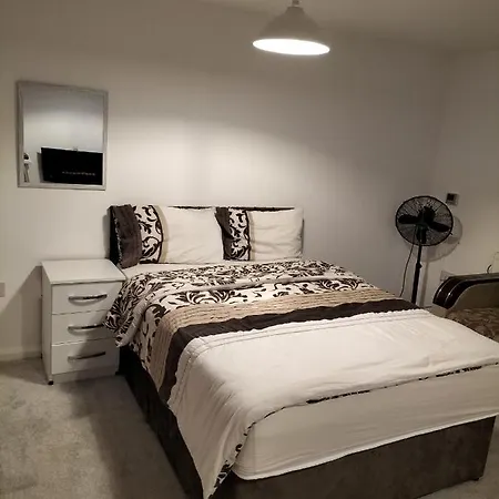 Nhyl Homes Bed & Breakfast *