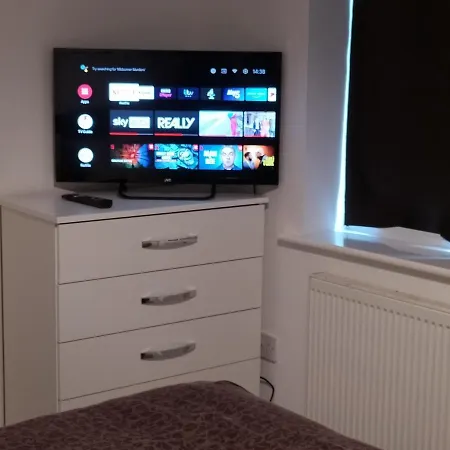Nhyl Homes * Bradford (West Yorkshire)