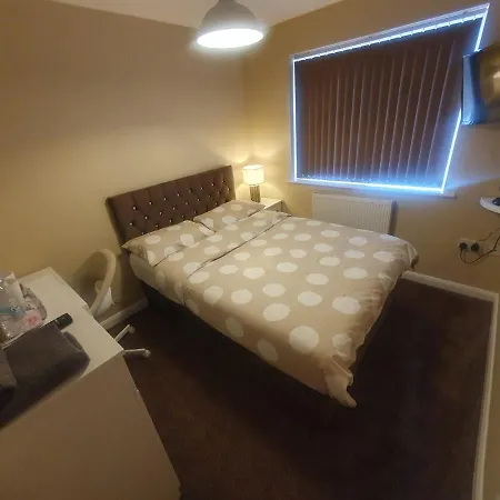 Nhyl Homes * Μπράντφορντ