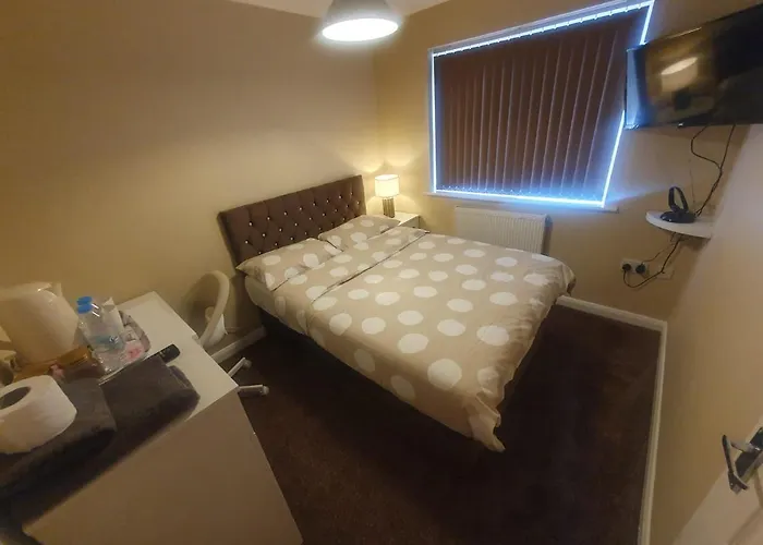 Nhyl Homes * Bradford (West Yorkshire)